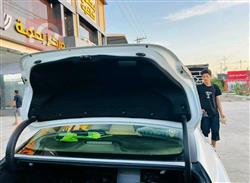 تۆیۆتا کامری